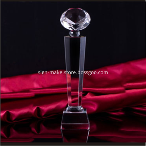 Custom Corporate Crystal Trophy Awards